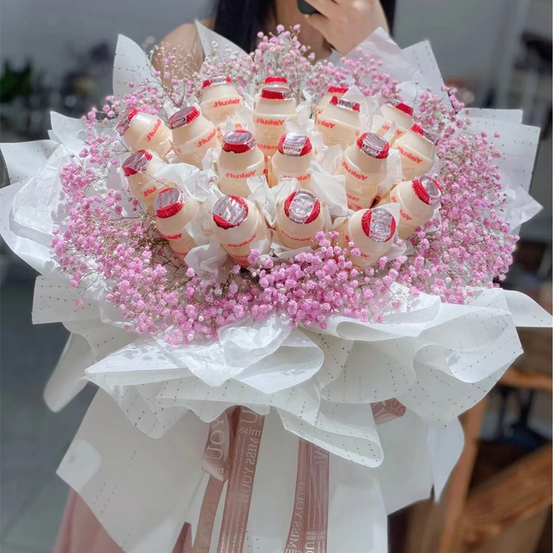 零食成品上海鲜花速递苏州同城配送生日男女友礼物 19瓶养乐多花束