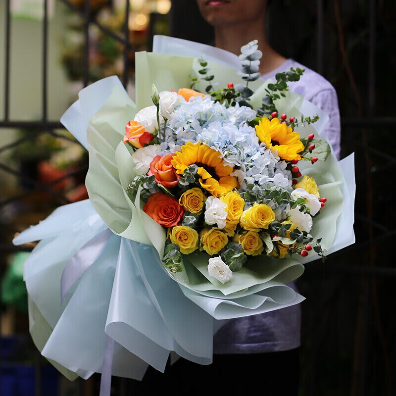 岚黛 鲜花同城配送黄玫瑰绣球混搭花束生日礼物拜访探望送妈妈长辈