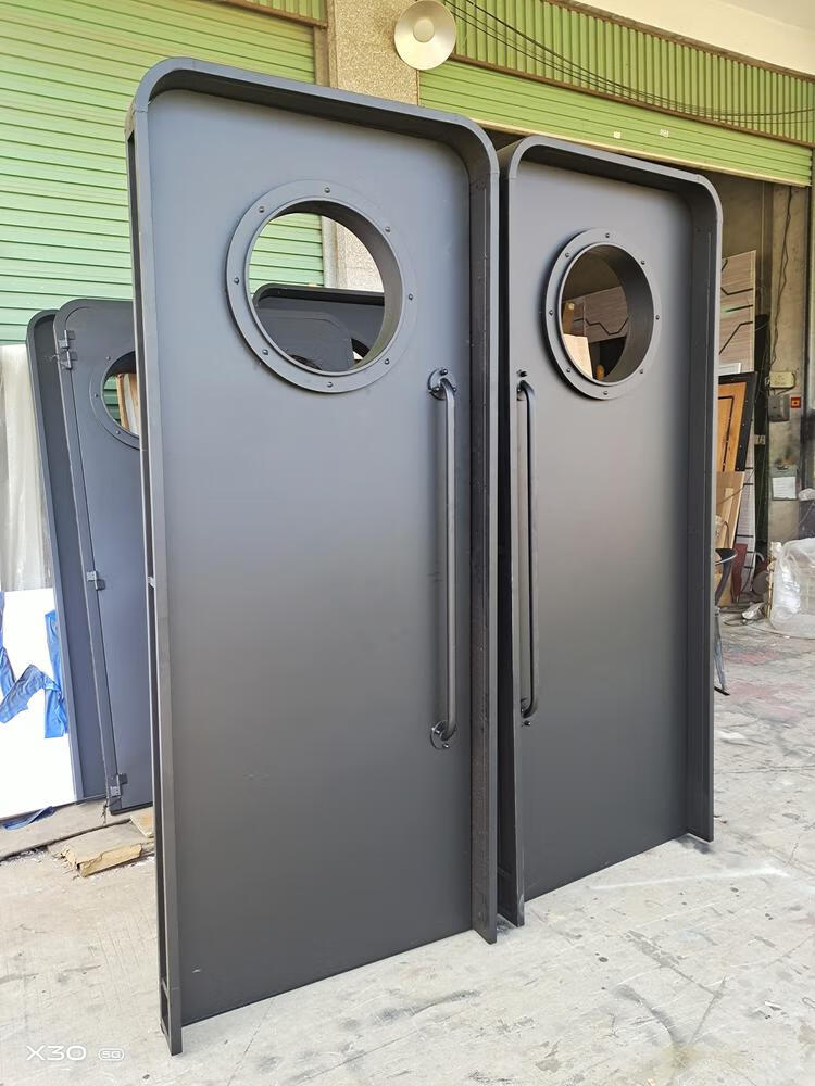 美克杰loft工业风复古铁艺门隔音包厢门船舱ktv酒吧门咖啡厅室内定制