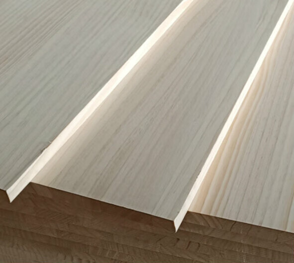 樱姬  实木 松新西兰松木直拼板 双面无节e0家具衣柜板 2440*1220*7