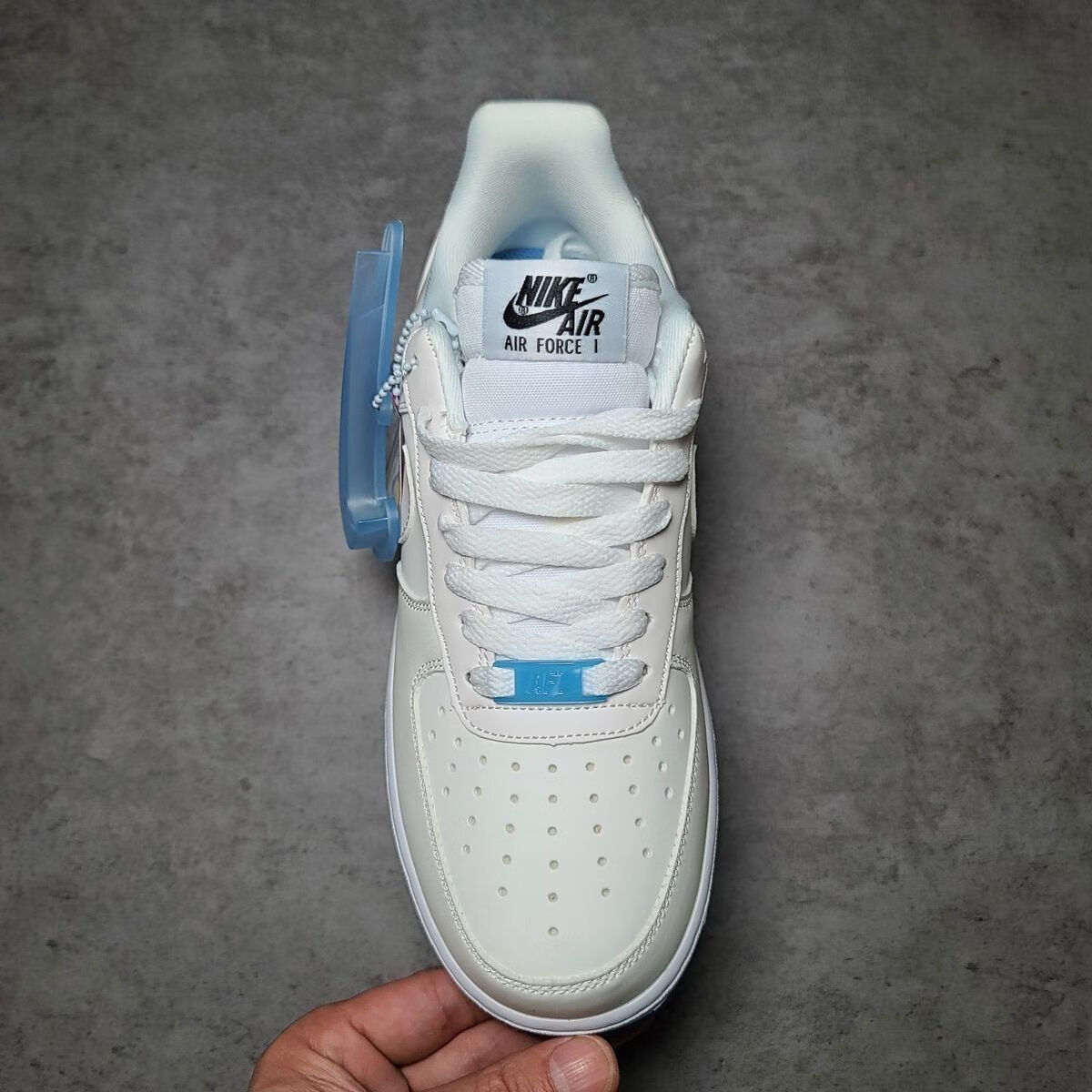 aj男女款空军一号白蓝热感应运动休闲滑板鞋da8300 专柜品质旗舰店