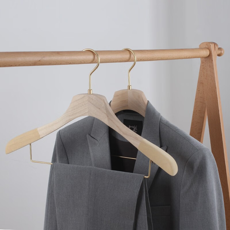 喜泽实木衣架樟木衣服架植绒宽肩无痕衣撑大衣架子 樟木宽肩植绒升级