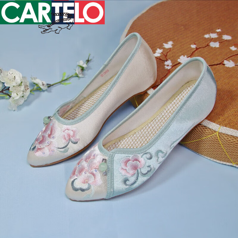 卡帝樂鱷魚（CARTELO）春古典繡花布鞋女老北京尖頭刺繡軟底舒適低跟一腳蹬唐裝旗袍單鞋 畫末綠色 34