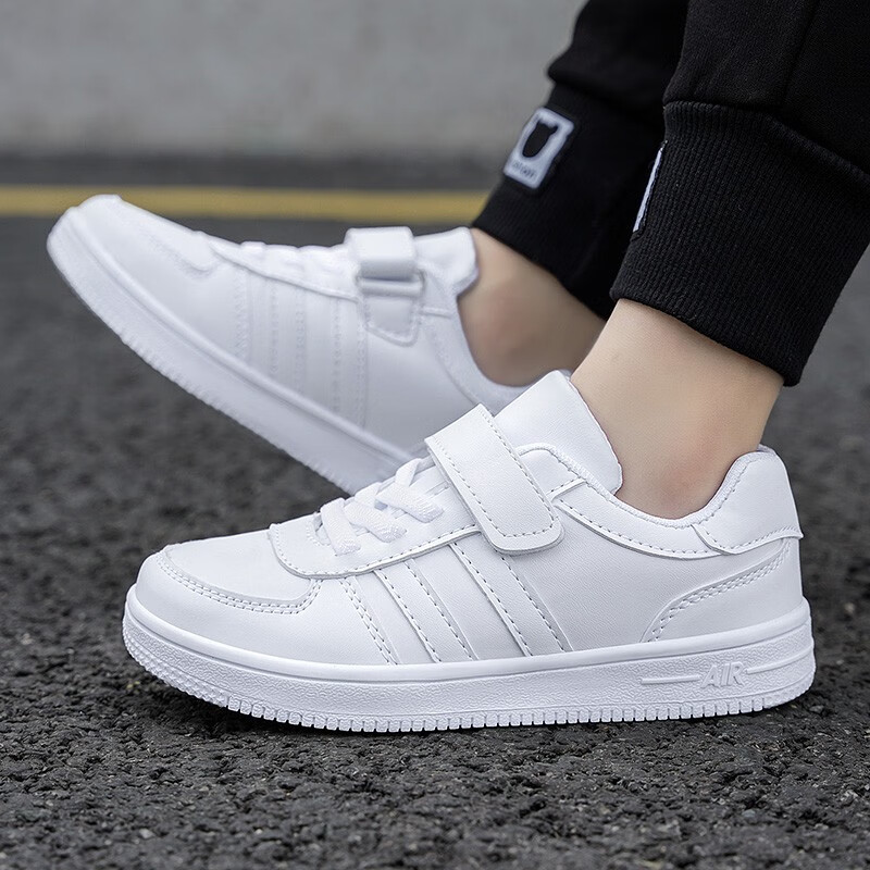 贝天熊童鞋秋冬款男女童休闲鞋学生中大童轻便耐磨运动鞋 BLT890白黑【革面】 28码 内长17.8/脚16.8