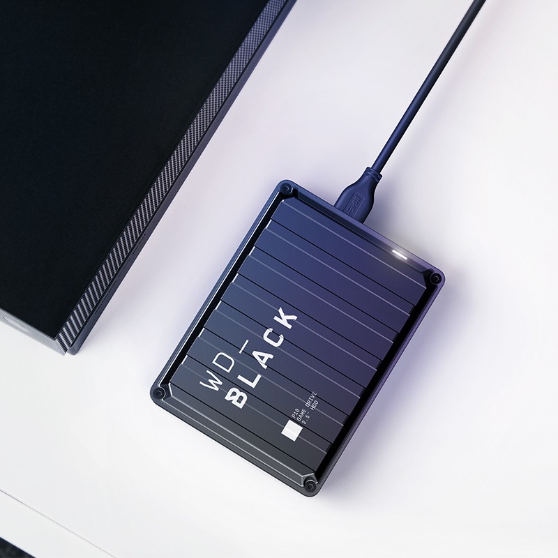 西部数据（Western Digital）4TB 游戏移动硬盘  WD_BLACK P10 大容量 高速 兼容Mac PS4 /Xbox