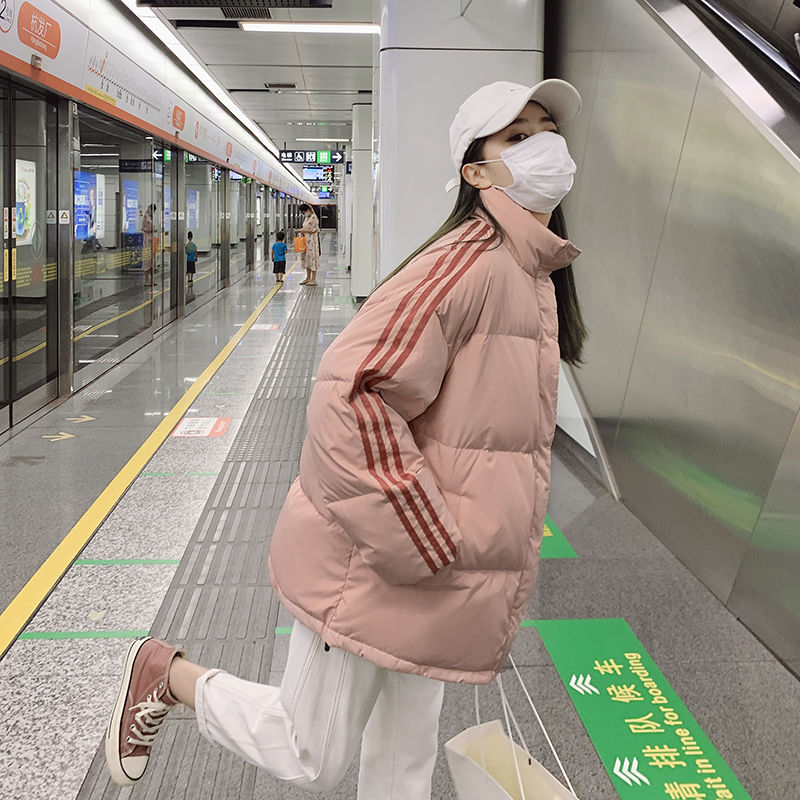 寒冬来袭,穿上雪澈女士羽绒服迎接温暖