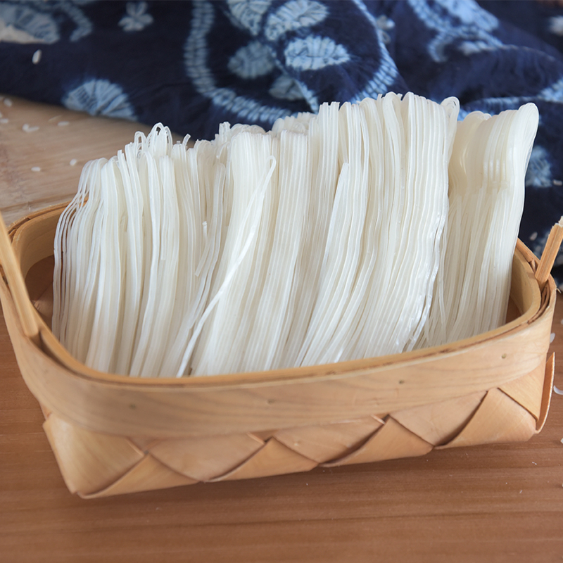 鹿色广西特产米粉扎粉切粉 干细米粉桂平罗秀米粉350克6扎手工扁粉