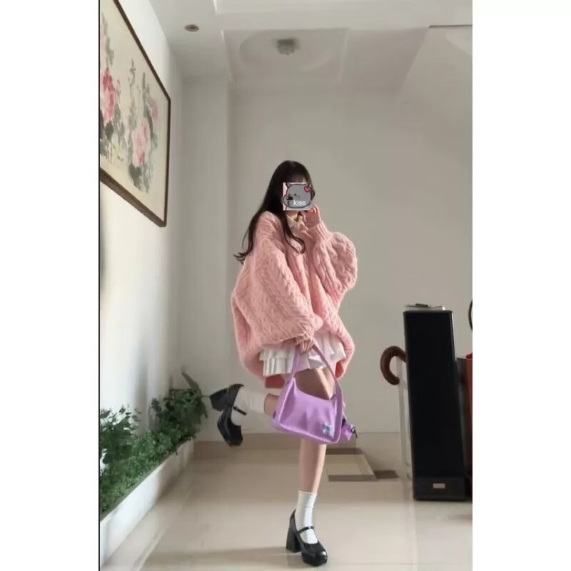 月袖(yuexiu)奶fufu软糯加厚粉色v领毛衣女学生秋冬温柔慵懒风麻花