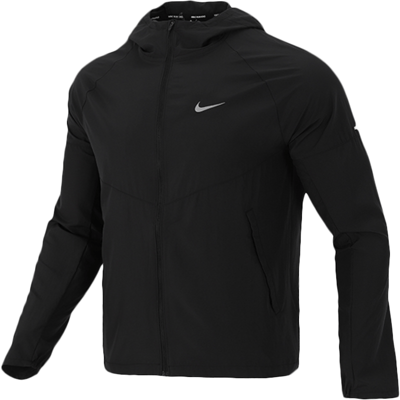 Nike 耐克官方NIKE ESSENTIAL 男子跑步夹克外套  CU5359（2XL、010黑/(银)）