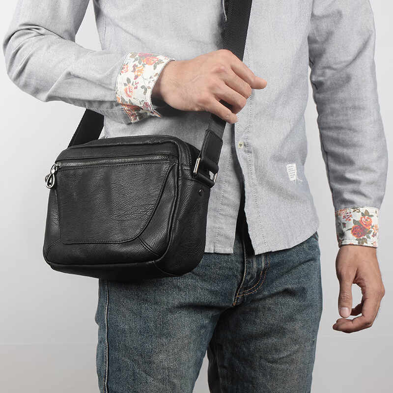 brynn capella男士包包单肩包斜挎包男头层牛皮休闲小背包潮流韩版男