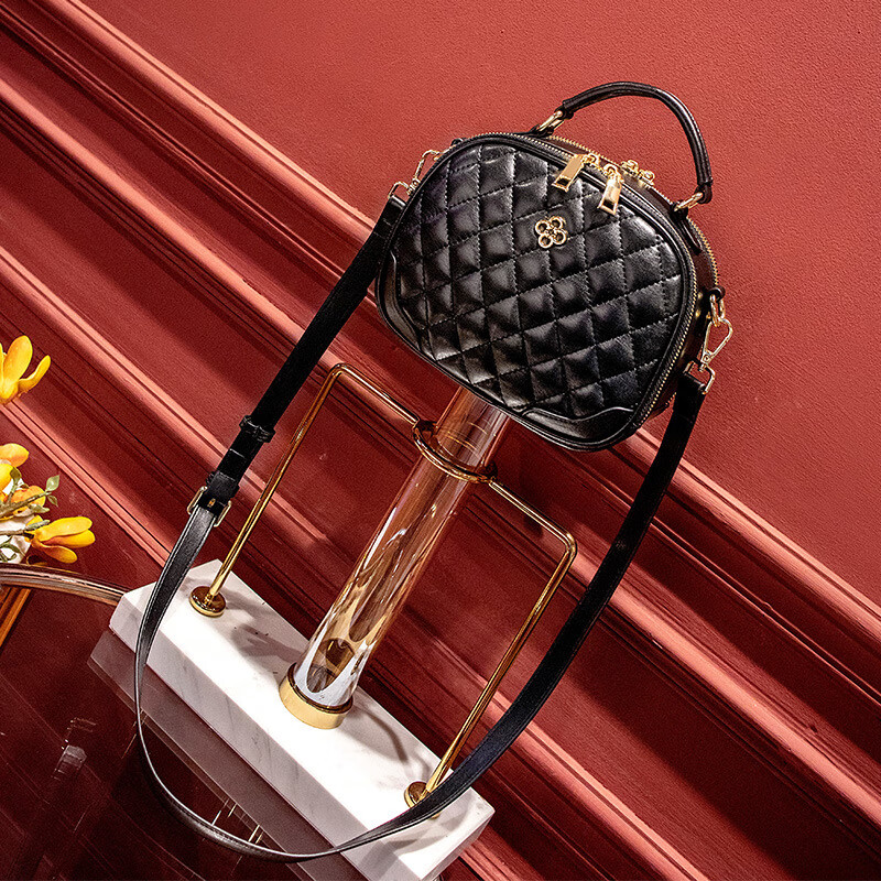 mospoke秋冬新款时尚百搭小圆包苹果包单肩斜挎手提女包包 黑色