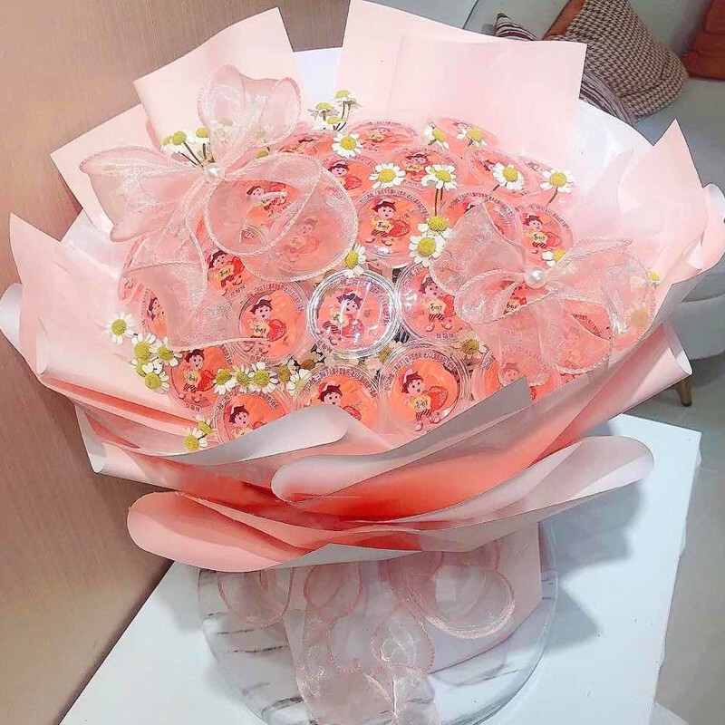 花递鲜花速递旺仔牛奶零食花束生日礼物送女友同城配送 33颗粉色果冻