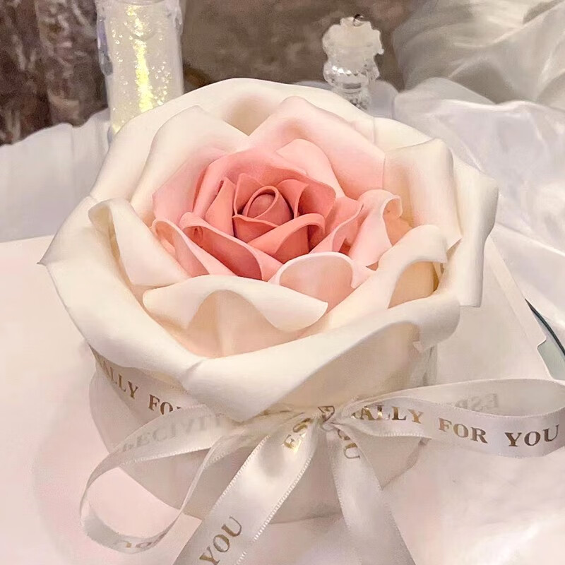 百世今生玫瑰花翻糖蛋糕生日蛋糕同城配送当日送达表白女神女友情人节