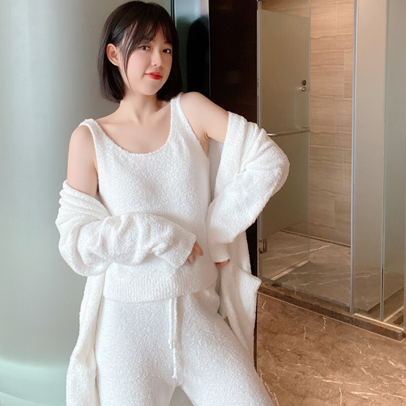 星漫睡衣女冬珊瑚绒保暖三件套家居服纯色公主风睡袍女清纯少女睡衣