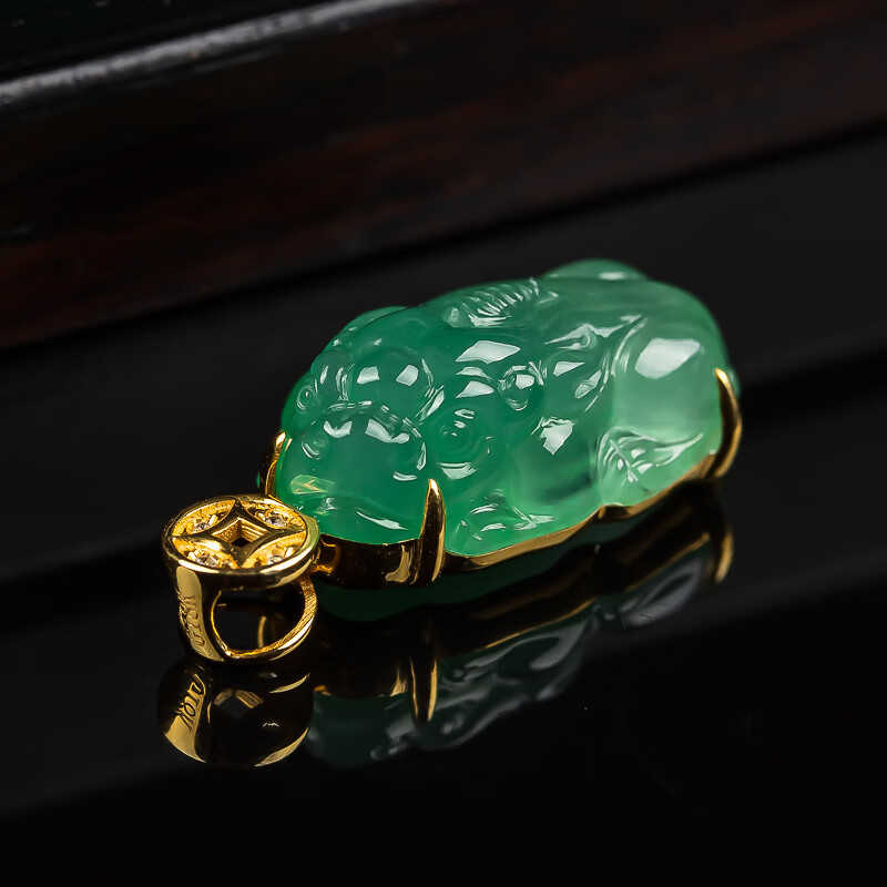 【珠宝严选】晟辉珠宝 翡翠18k金镶嵌貔貅吊坠玉石挂件附鉴定证书2.