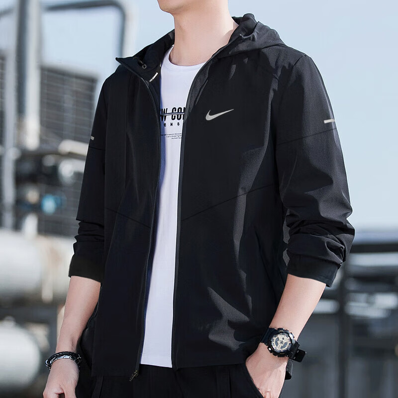 耐克（NIKE）外套男士夏季 2025新款运动服装梭织连帽皮肤防风衣透气休闲夹克 热售薄款/偏小一码/晒图退10 建议拍大一码 2XL (185/100A)