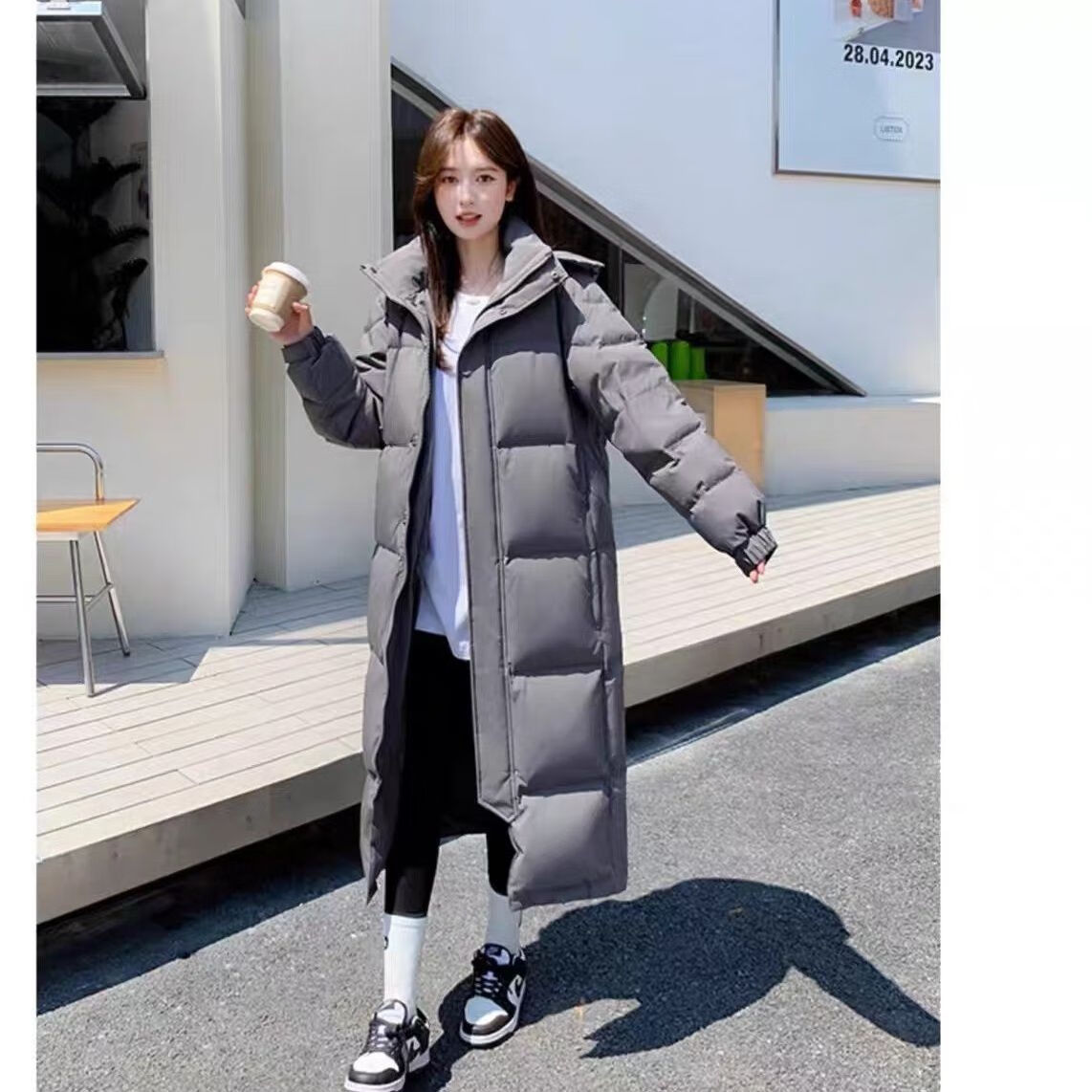 同款艺考男女超长款过膝加厚冬季2023年新款白鸭绒 亮世秋北影羽绒服