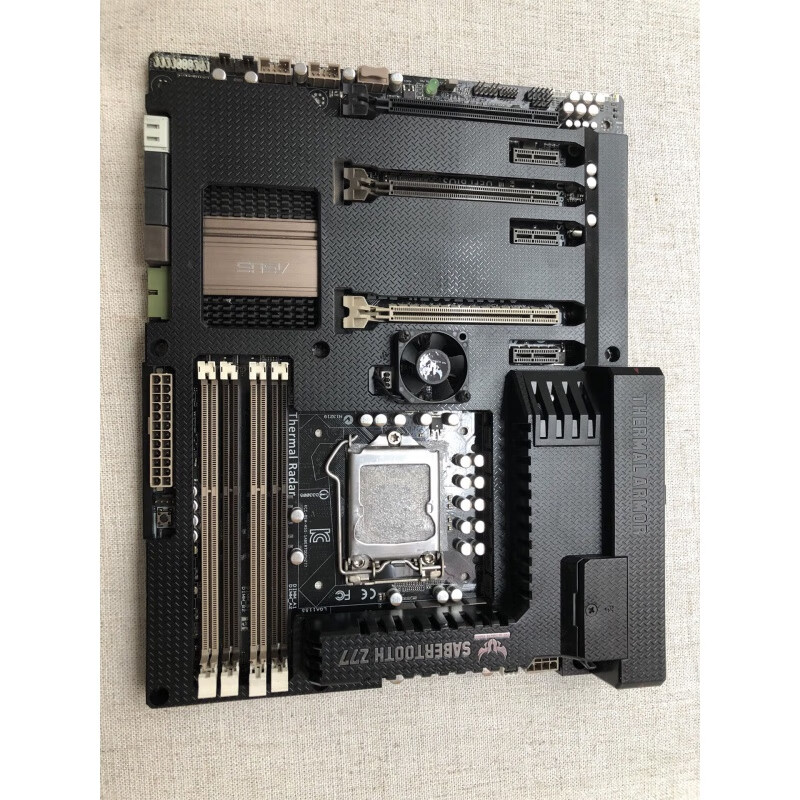 定制新国行asus/华硕 tuf sabertooth z77剑齿虎z77主板 1155带防护罩