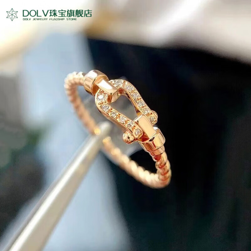 dolv18k金戒指链条扭纹马蹄女玫瑰镶嵌轻奢小巧ins不掉色麻花情侣指