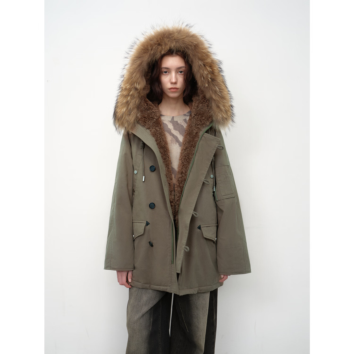 付智恩[精英衣橱】 沿海公路二代 简约时髦御寒工装风羽绒派克服女 灰绿色-中长款 XS