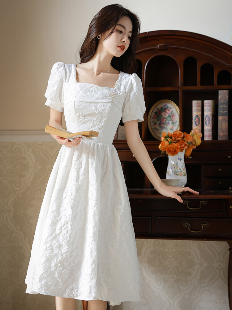 铂朗尼奥订婚衣服女小个子夏天领证小白裙法式轻婚纱登记白裙子礼服