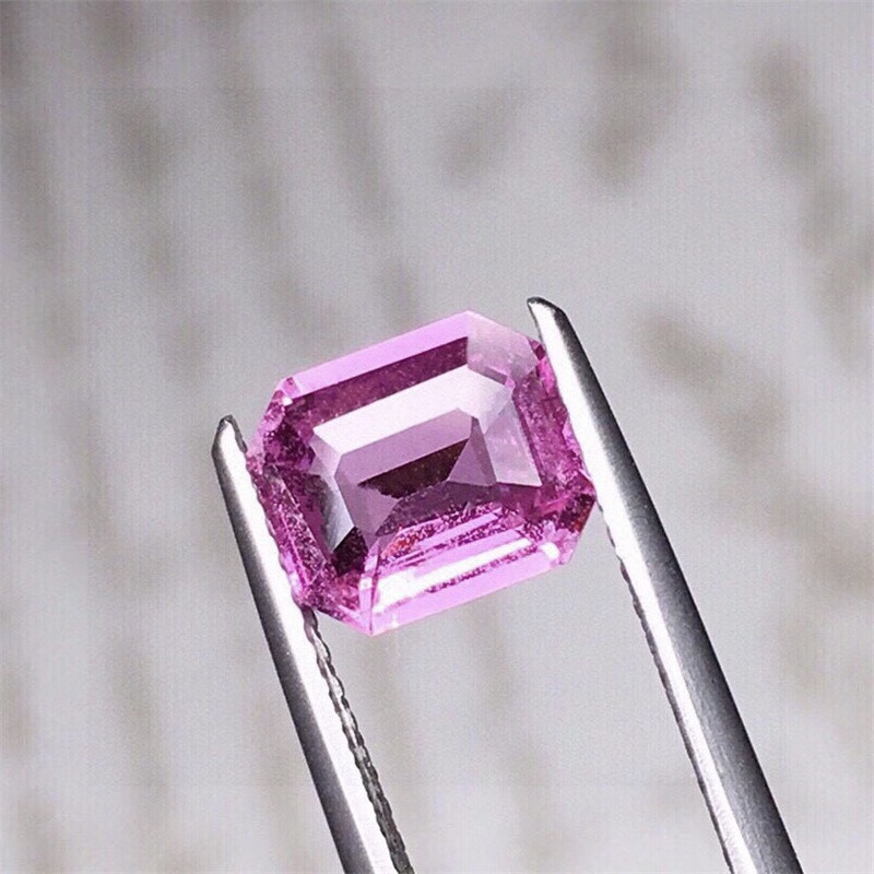 61克拉天然无烧粉蓝宝石裸石附证书