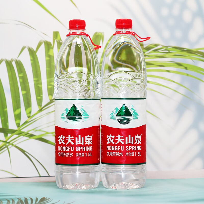 农夫山泉 饮用天然水 1.5l升*12瓶整箱 大瓶装家庭饮用水 1.