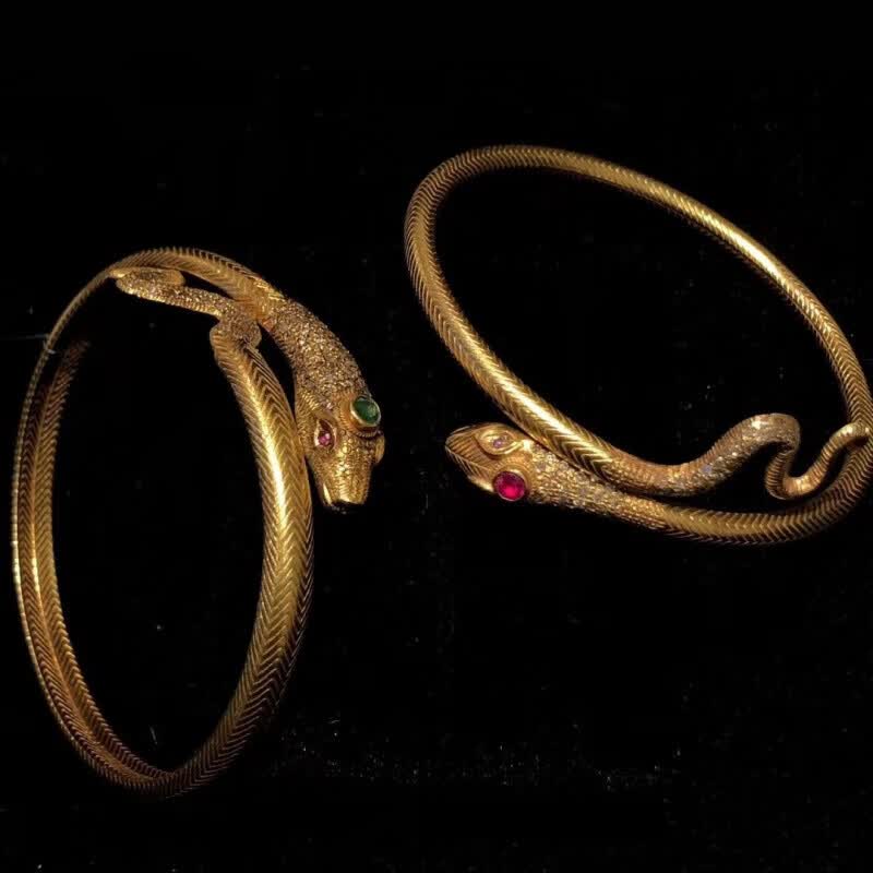 侨沁蛇形手镯埃及风饰品衔尾女简约气质百搭小众设计感法老的宠妃手