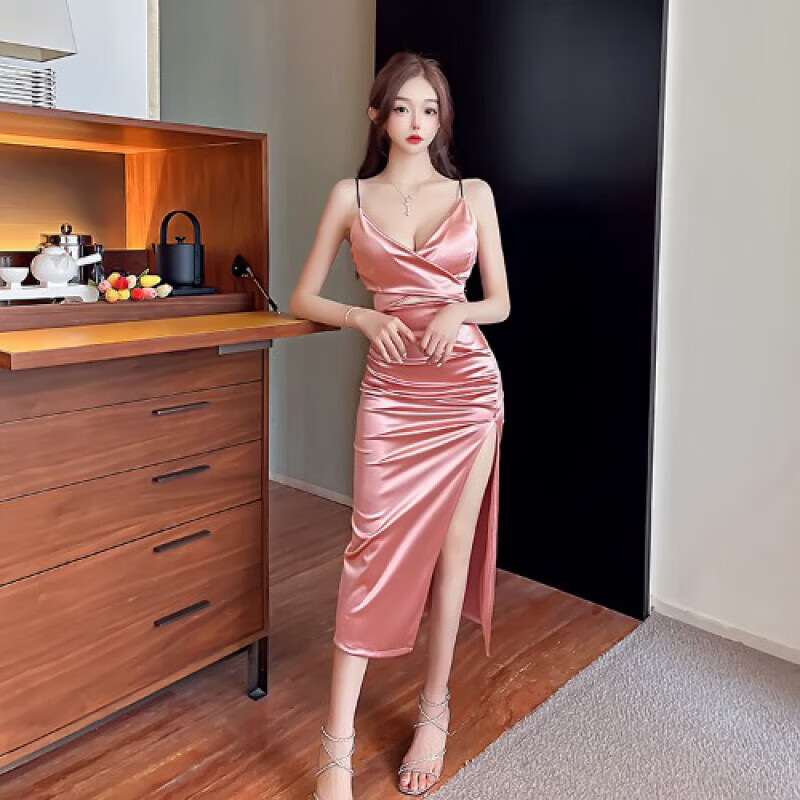 憶靜萱（YIJINGXUAN）女裝V領(lǐng)修身顯瘦包臀公主吊帶晚禮服性感露背連衣裙設(shè)計感裙夜店 粉紅色 M 95-105斤