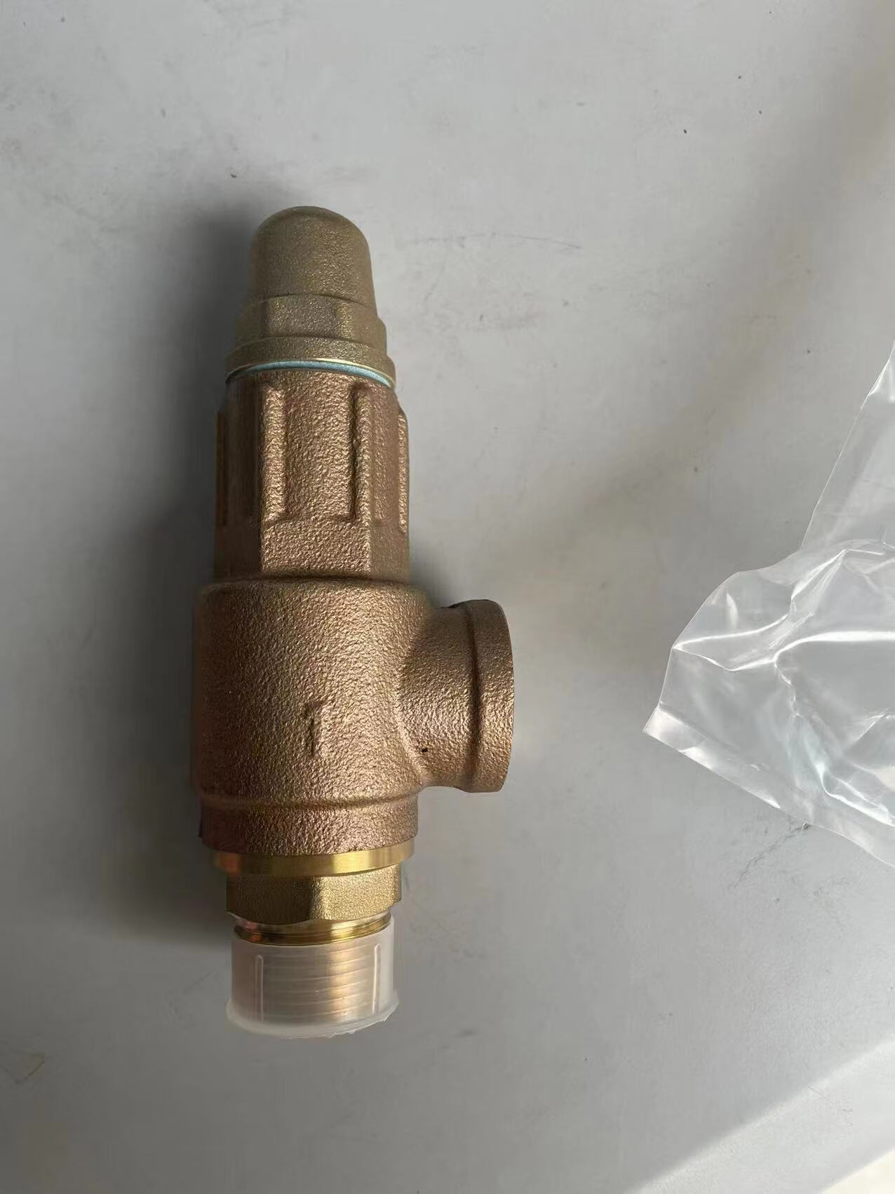 溥畔蒸汽可调式水用自动溢流阀弹簧全启式s10ss全铜安全阀dn15 20