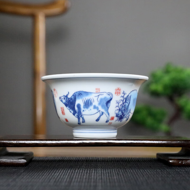 瑾邵景德镇陶瓷五牛图压手杯主人杯单杯大号品茗茶杯个人专用茶碗