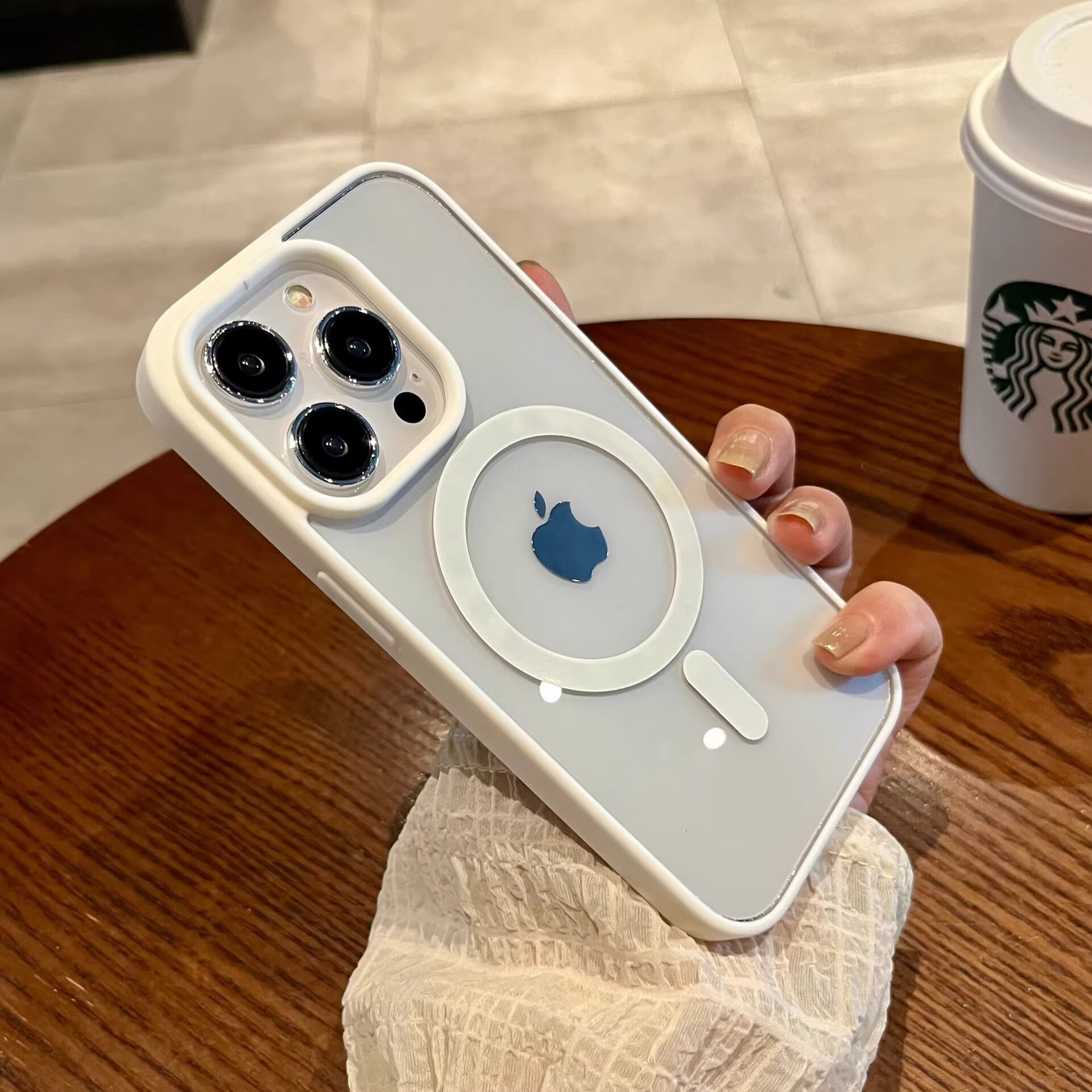 ������������轺�����������iPhone15�ֻ��Ǹ���͸��ƻ��14��ˤ������ �Ŷ��� iPhoneXr 12.9Ԫ