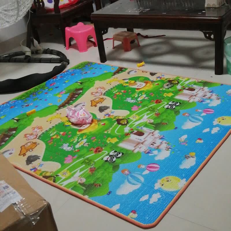 红圩小镇打地铺神器折叠地垫睡觉垫子午休睡垫塑料海棉泡沫床垫家用