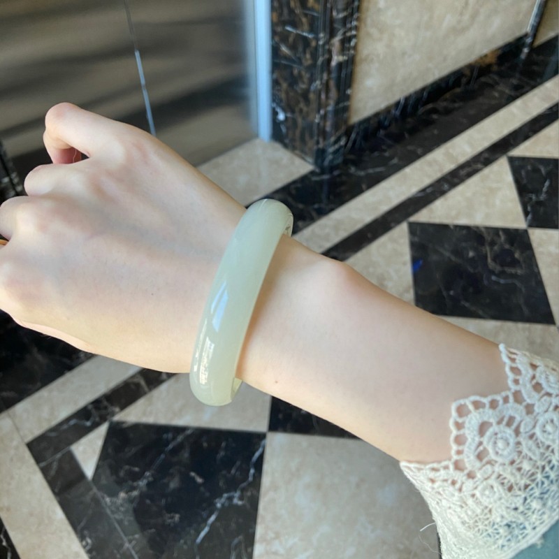 京东和田玉手镯历史价格查询在哪|和田玉手镯价格走势