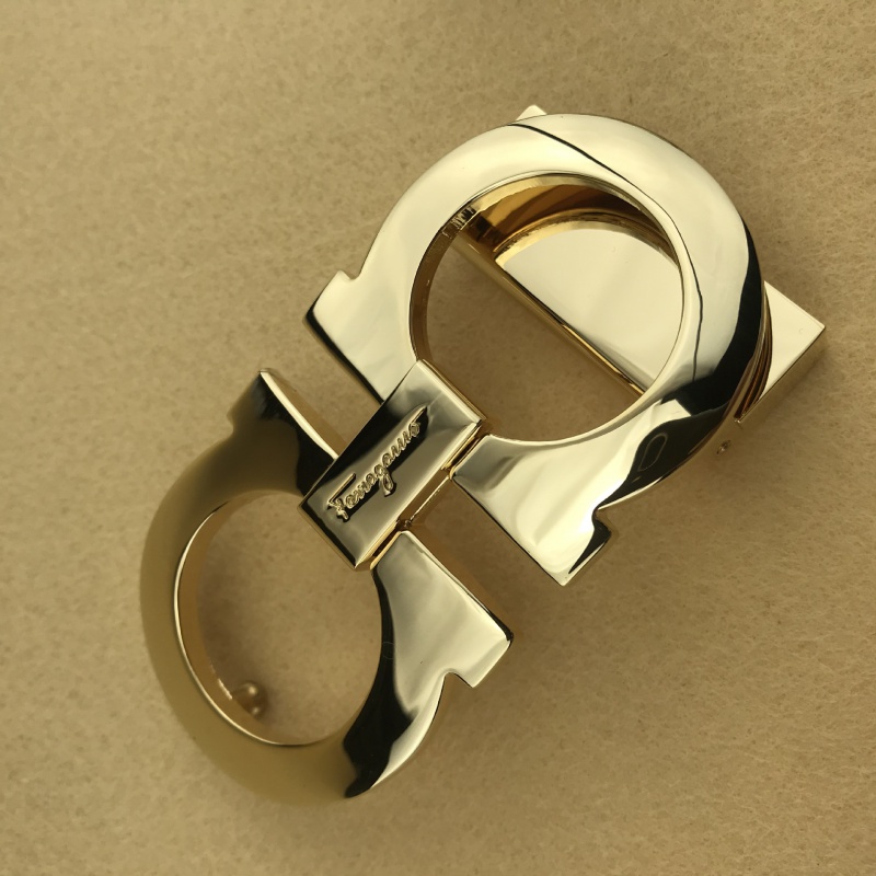 奈池特(naichite)实心尾夹8字母扣新款时尚铜腰带扣八字 经典款亮面金