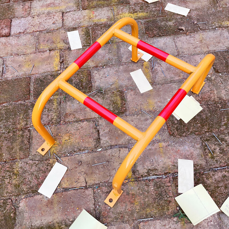 山顶松 燃气管道防撞护栏 消防栓围栏 调压箱防护罩 下水管保护架