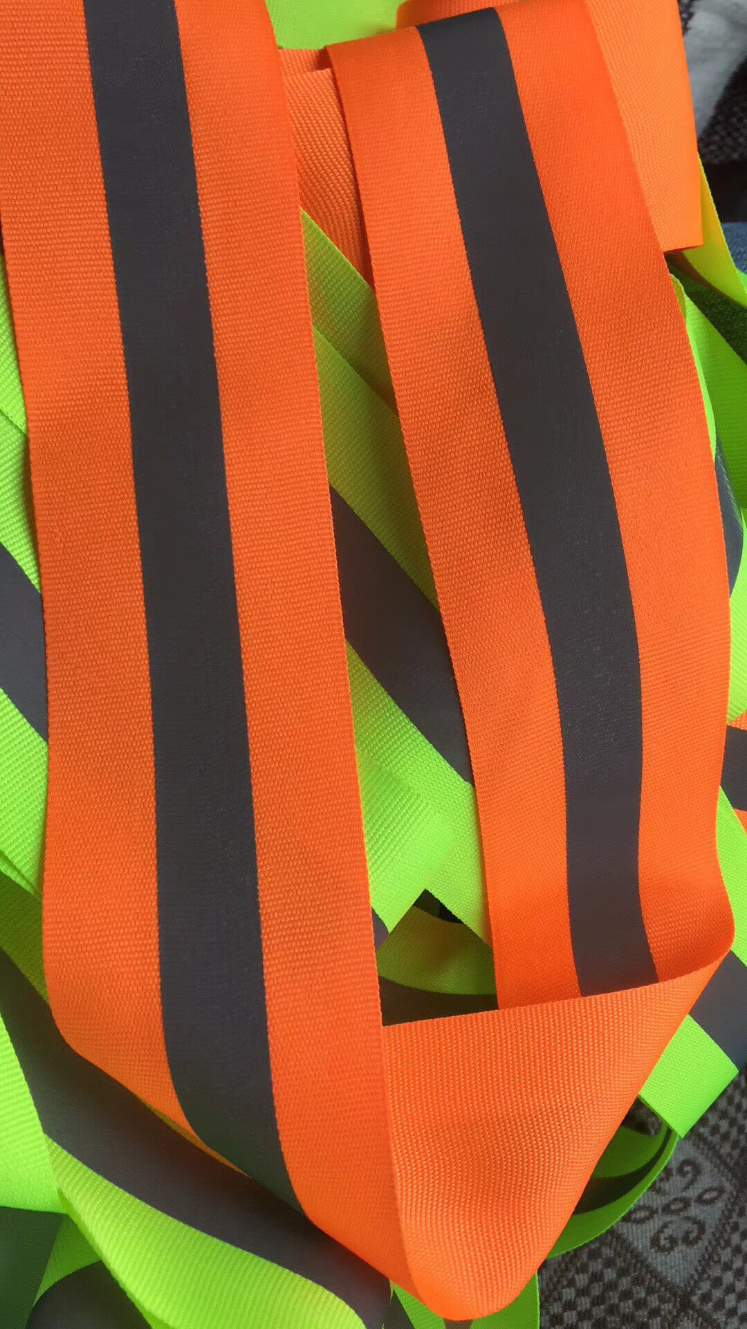 衣服反光条带夜跑布条贴带警示标识服夜光学生荧光反光布反光织带