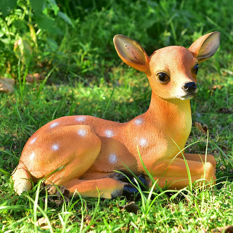 庭院户外花园林动物景观装饰品树脂玻璃钢仿真梅花鹿雕塑摆件 小母鹿