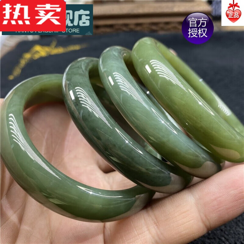 达禾梦精雕打磨和田玉新疆料青黄口手镯女款玉石镯子过灯有棉花 圈口