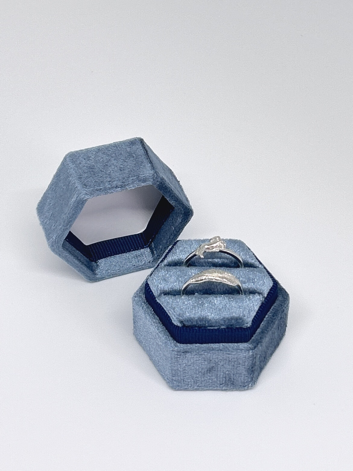 碧允精致婚戒对戒盒子天鹅绒戒指盒创意礼仪戒指展示盒情侣 深灰色