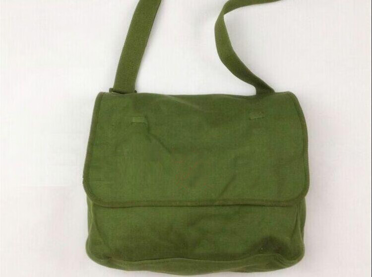 老书包老式怀旧帆布书包男怀旧挎包军挎包包帆布怀旧军绿色包 老式小