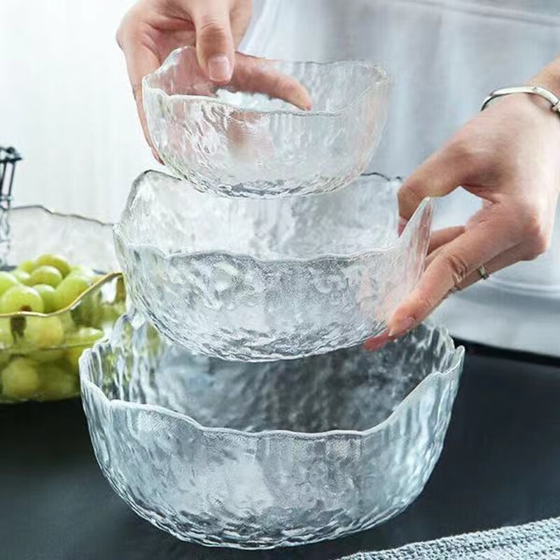 切斯特（Qst）  日式玻璃碗透明水果盘网红蔬菜沙拉碗家用创意少女心泡面碗具 透明小号【无金边】