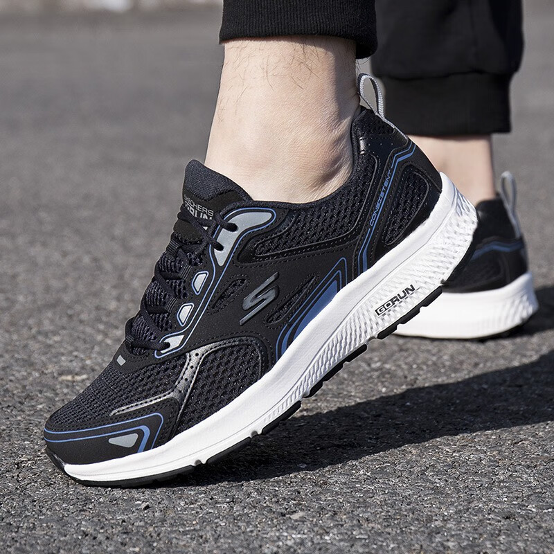斯凯奇（Skechers）男鞋夏季2025新款轻便网面软底跑步鞋运动鞋轻便减震休闲鞋男 黑色/蓝色-BKBL/大网眼 4