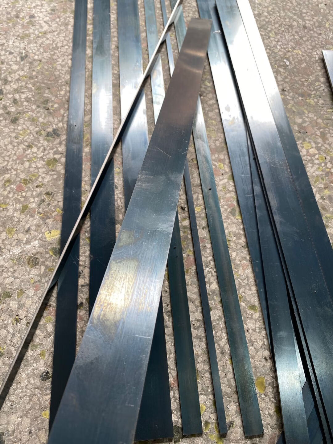 3mm-4.0mm diy淬火 厚度2mm*宽度50mm*长度50厘米