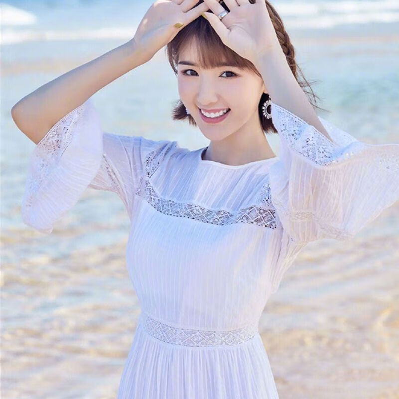 泉麟连衣裙2023夏天新款女装气质女神范毛晓彤明星甜美喇叭袖蕾丝海边