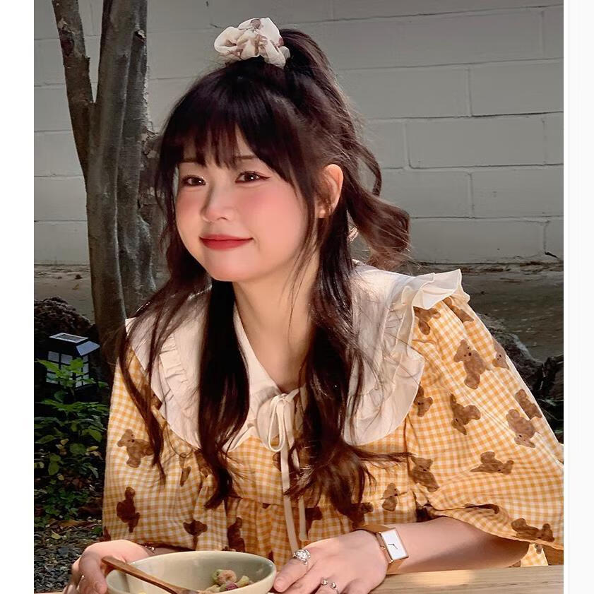 魅无尚大码女装夏季胖mm新款上衣短袖时尚休闲小熊格子连衣裙娃娃领