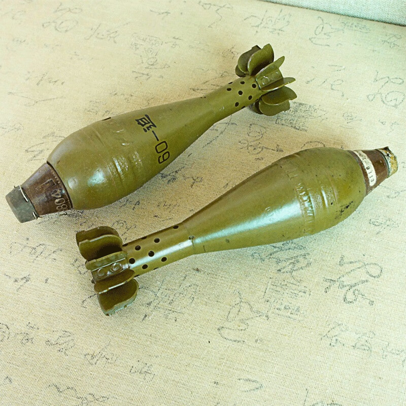 核弹模型 金属仿壳装饰工艺品迫60直升机模型小摆件 8341黄色飞机