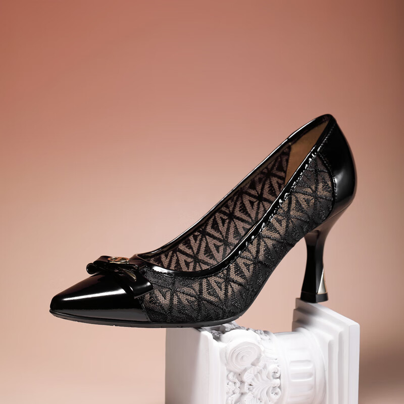 克雷斯丹尼克雷斯丹尼女鞋2024新款真皮浅口单鞋女优雅细跟气质宴会