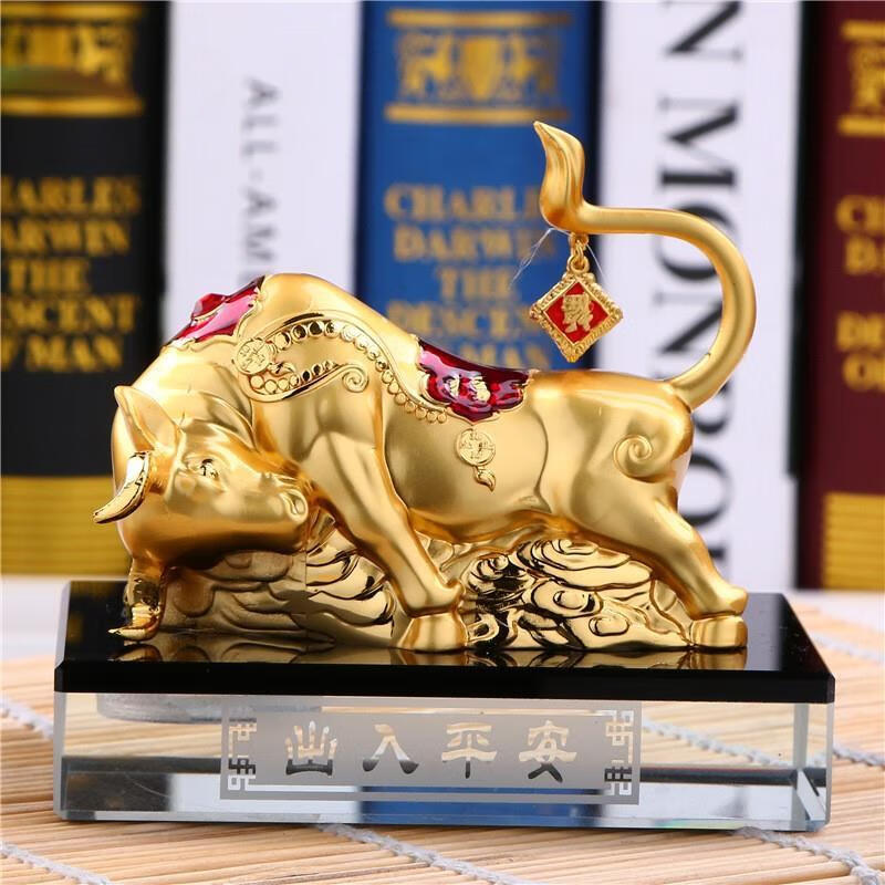 汽车摆件金牛 牛气冲天牛年吉祥物2021年属牛高端汽车摆件大气车载