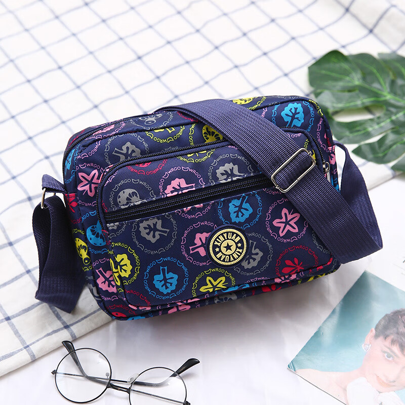 曼瑰queentrup 斜挎包女包轻便尼龙包单肩布包女士跨包中老年斜背包牛